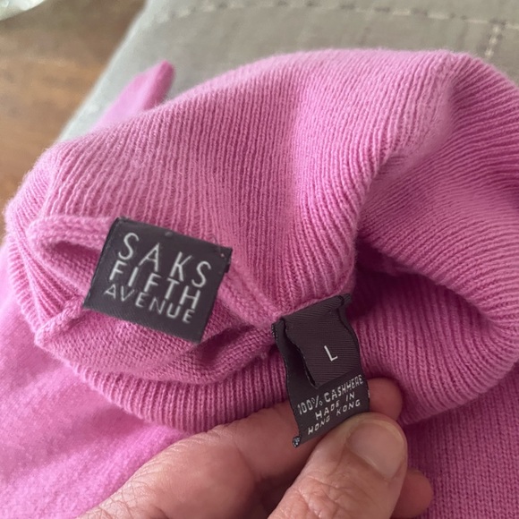 Women’s turtleneck - Picture 3 of 3